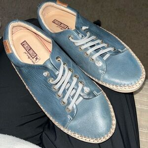 Pikolinos Blue Leather Sneakers